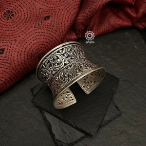 92.5 sterling silver handcrafted kada with Chitai carving work from Rajasthan.  Statement pieces which are a must have in every jewellery lovers collection