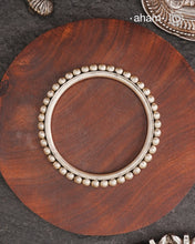 Solid Silver Bangle, great for everyday wear.