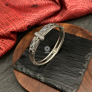 Mewad kada with beautiful Rava work from Rajasthan.Handcrafted in 92.5 sterling silver. Everyday staple pieces which can be teamed with any outfit of your choice.