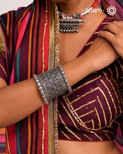 Mewad Silver HandCuff (Open Cuff)