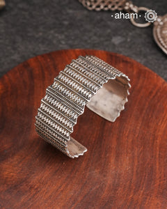 Mewad Silver HandCuff (Open Cuff)