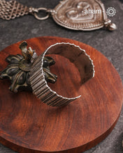 Mewad Silver HandCuff (Open Cuff)