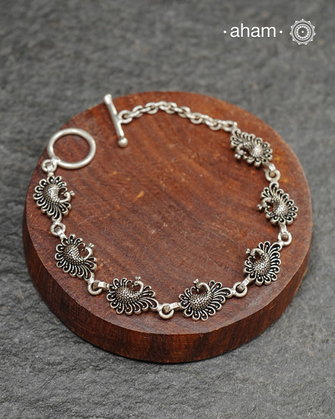 Peacock link bracelet in 92.5 silver&nbsp;