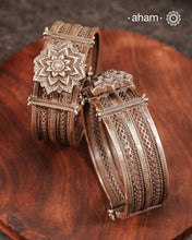 Vintage Orissa Lotus Silver Kada (Size 2.6)