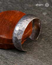 92.5 silver handcuff with beaten texture. A beautiful everyday wear kada.