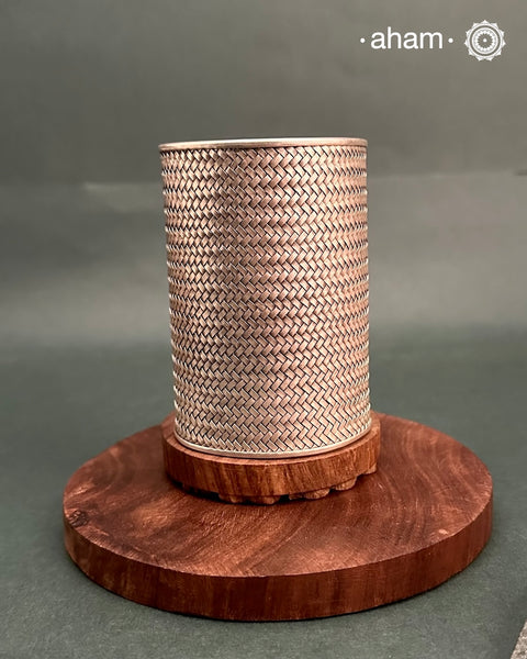 Statement Adjustable 92.5 sterling silver handcuff with intricate weave pattern.
Sometimes all you need is one piece of accessory to make you feel powerful, and this is just that. 