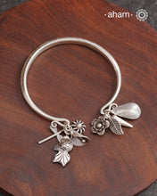 Up your wrist game with the A.M P.M Silver bracelet! The charm bracelet is crafted by Thai craftsman, Perfect for adding a playful touch to any outfit. These are crafted in the finest 92.5 silver.The price is for one piece only.