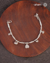 Up your wrist game with the A.M P.M Silver bracelet!
beautiful distinct charms all crafted in 92.5 silver come together to make this piece .

Whether worn at day or night, this bracelet is Perfect for adding a playful touch to any outfit.

The price is for one piece only.