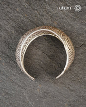 Statement Adjustable 92.5 sterling silver handcuff with intricate weave/ Chatai pattern.
Sometimes all you need is one piece of accessory to make you feel powerful, and this is just that. 