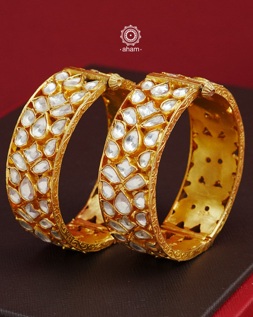 Kundan Gold Polish Silver Kada (Size: Openable)