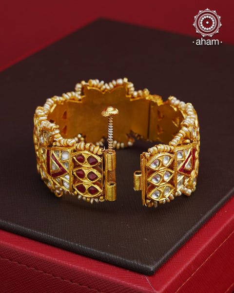 Classic and versatile gold polish kundan Kadas, handcrafted in 92.5 sterling silver.  Must have for piece for weddings and occasions.     The price is for 2 piece kada only.  Comes as a pair. 
