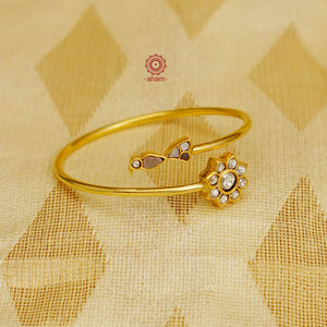 Beautiful, fun, lightweight twist & wear bracelets. Handcrafted in silver with gold polish and perfect kundan highlights. Wear them alone or stack them. They are also great budget buys that you can gift your loved ones this festive season.