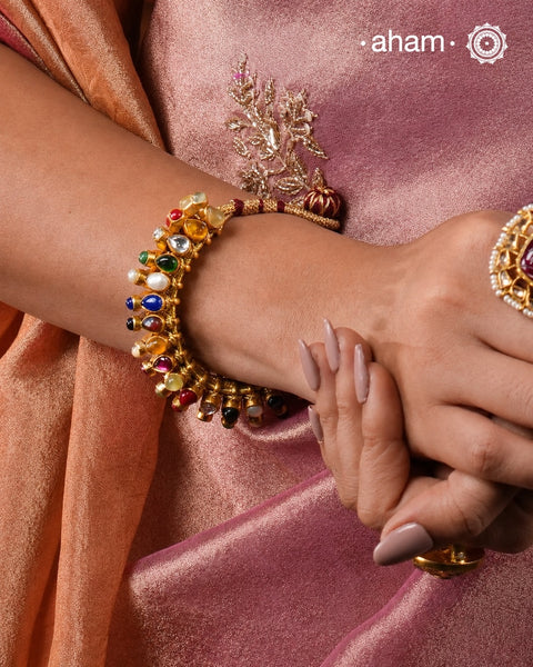 Navratna Gold Polish Silver Pauchi