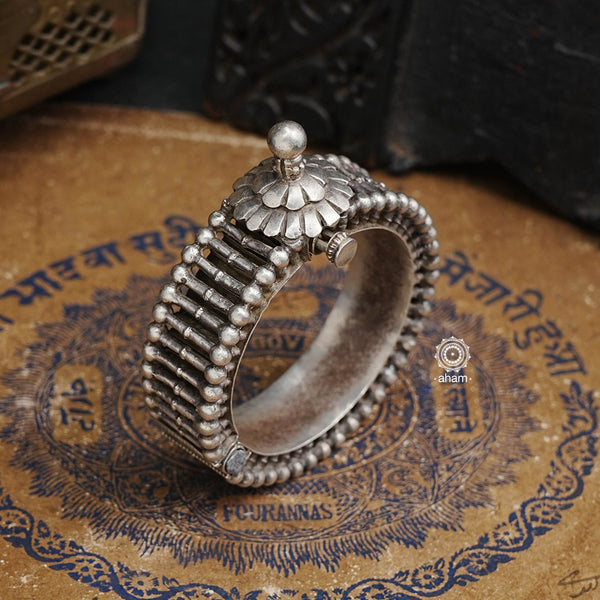 Vintage Tribal Silver Kada (Size: 2, Openable)