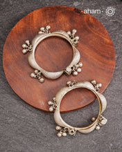 Tribal silver handcrafted by skilful artisans. Beautiful piece from a bygone era, that bring back memories and stories of that time.