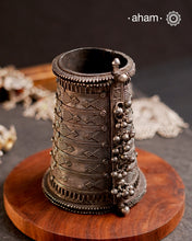 A statement Vintage Silver Hand Cuff. Comes with beautiful tar work and stamp sheet detailing workmanship.
The price is for one piece only.
