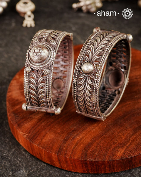 Vintage Tribal Silver Kada (Size 2.4, Openable)