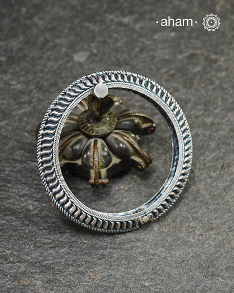 Beautiful kada in 92.5 silver crafted by master artisans in Kolhapur.The price is for one piece only.