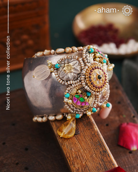 One of a kind statement wearable art pieces.
An eclectic mix of elements, with a play of colours, textures, forms and workmanship. Crafted in 92.5 Sterling Silver with two tones that make them so versatile and unique.Modern Heirloom pieces that can be worn across generations.
The price is for one piece kada only.