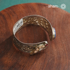 Handcrafted Ira 92.5 sterling silver kada with Lapiz highlights and Chitai work all over Minimal modern pieces that are great for stacking.
