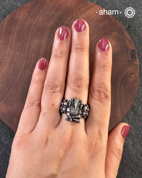 The most intricate Nakshi silver ring depicting Lord Ganesha with yali figure on each side. Crafted in 92.5 silver.