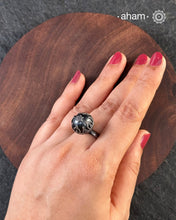 Handcrafted Ring in 92.5 sterling silver with fine rava work.&nbsp;
The ring make a soothing sound when moved.&nbsp;