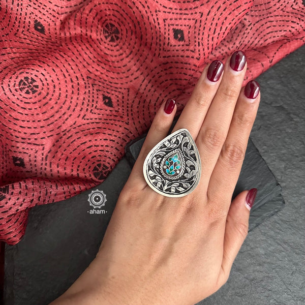 Unique Handcrafted Mewad chitai work adjustable ring in 92.5 sterling silver with beautiful meena work in the center. 