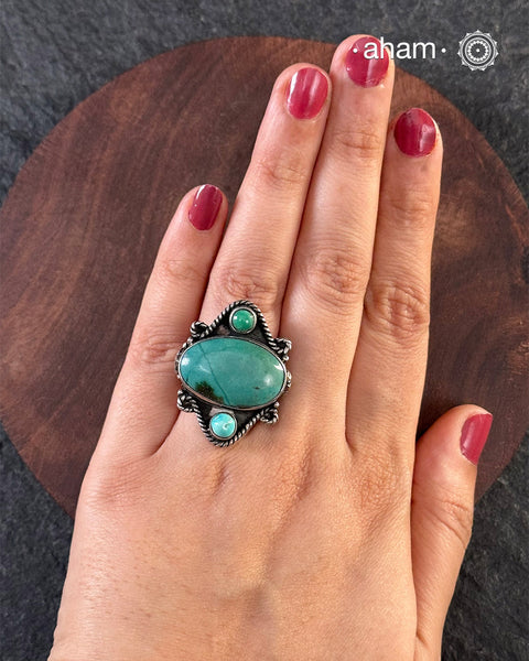Handcrafted 92.5 sterling silver ring with turquoise stone setting.&nbsp;