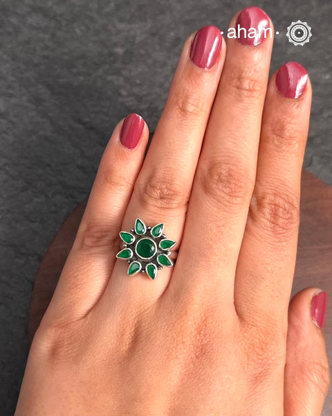Summer Love Flower Silver Ring in 92.5 sterling silver with garoon stone setting.
A versatile ring that works great with your Indian outfits.