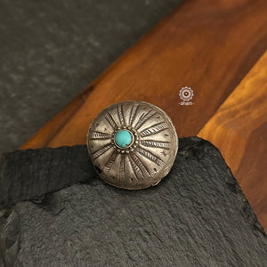 One from our last lot of silver jewellery from Afghanistan. A beautiful large ring with a turquoise stone highlight.