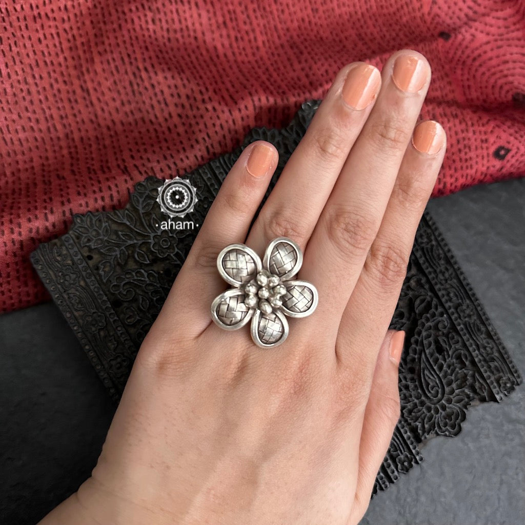 A.M.P.M Flower Silver Ring