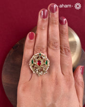Festive gold polish adjustable ring, handcrafted in silver. Perfect for special occasions and festivities.