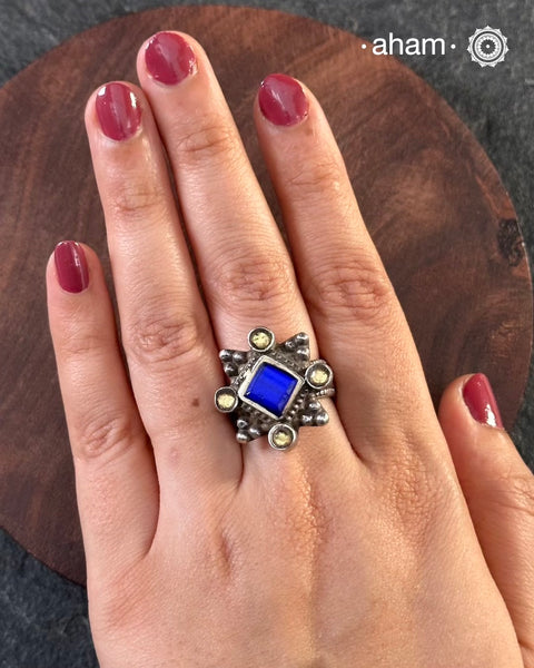 There is something so alluring about vintage tribal jewellery. They carry stories of the place and people they below to. This beautiful vintage Tribal silver ring from Rajasthan will be a great addition to your collection. Pair it up with some neutral colours to pop it out or blend it in with more colours, your choice. It may have slight irregularities because it is a one-of-a-kind vintage piece.