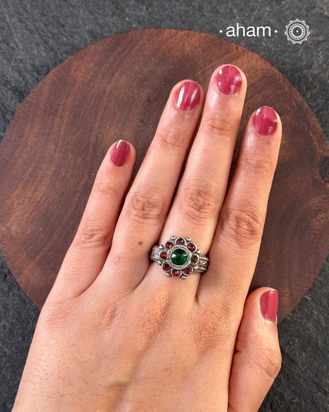 There is something so alluring about vintage tribal jewellery. They carry stories of the place and people they below to. This beautiful vintage Tribal silver ring from Rajasthan will be a great addition to your collection.&nbsp;Pair it up with some neutral colours to pop it out or blend it in with more colours, your choice.&nbsp;It may have slight irregularities because it is a one-of-a-kind vintage piece.