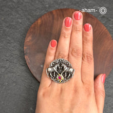 Noori two tone adjustable ring with Horse motif. Handcrafted in 92.5 sterling silver with hints of gold polish, pearls and kundan work.&nbsp; Perfect to match your Indian or fusion outfit.