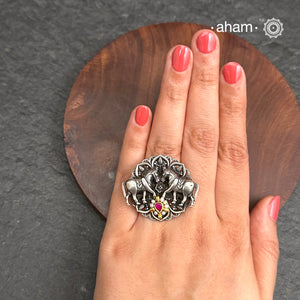 Noori two tone adjustable ring with Horse motif. Handcrafted in 92.5 sterling silver with hints of gold polish, pearls and kundan work.&nbsp; Perfect to match your Indian or fusion outfit.