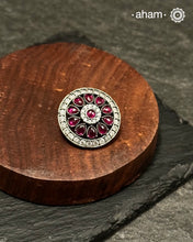 Large statement Silver Wired Nosepin for pierced noses.