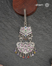 Handcrafted key chain crafted silver with beautiful chilai work and stone setting. Also known as Challah, Juda, Chatka and Guchha.