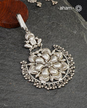 Handcrafted key chain in silver. Also known as Challah, Juda, Chatka and Guchha.