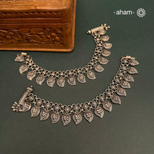 Ambi Silver Anklets