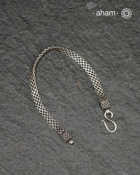 Classic men's bracelet handcrafted in 92.5 sterling silver.