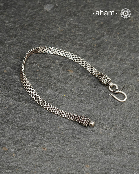 Classic men's bracelet handcrafted in 92.5 sterling silver.