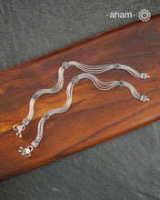 Mewad Silver Anklets