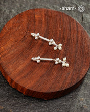 Single Plain Silver Bugadi with Pearls
