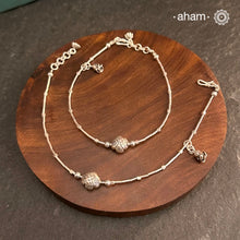 Versatile, fun, unmistakably you! Stunning silver anklet with little charms crafted in fine 92.5 silver. Dress your feet with these delicate and beautiful statement anklets.
The price is for a pair