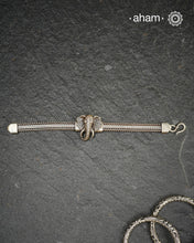 Men's bracelet with elephant motif, handcrafted in 92.5 sterling silver.