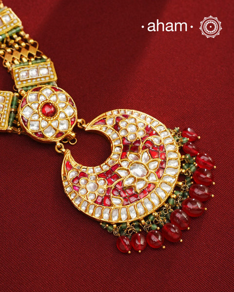 Exquisitely elegant, the&nbsp;heritage collection features traditional motifs and intricate kundan jadau work on gold-plated silver jewellery, a reflection of the rich culture of India. This collection is perfect for brides and bridesmaids.