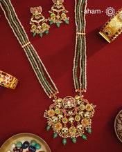 Festive Kundan Pearl Gold Polish Silver Neckpiece & Earrings Set