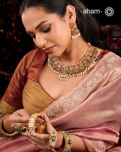 Exquisitely elegant, the heritage collection features traditional motifs and intricate kundan jadau work on gold-plated silver jewellery, a reflection of the rich culture of India. This collection is perfect for brides and bridesmaids.
