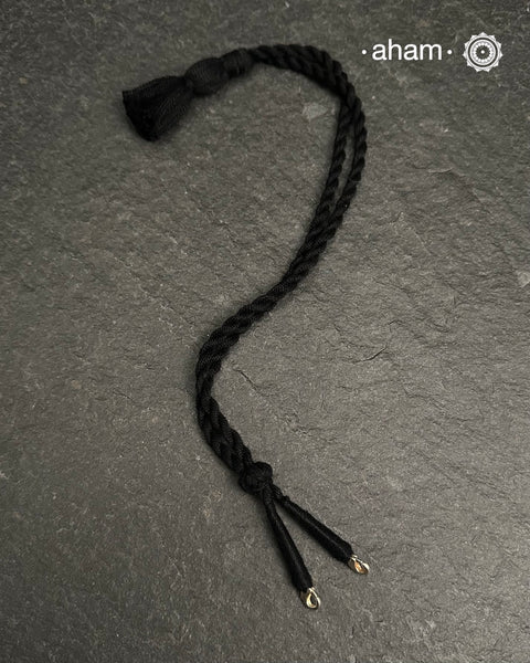 Black Adjustable Twisted Back Cord (22-24 inches)